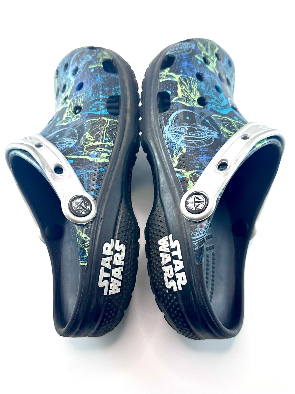 Crocs x Star Wars The Mandalorian The Child Classic Clog Men’s size 7 women’s 9